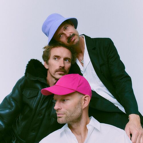 WHOMADEWHO